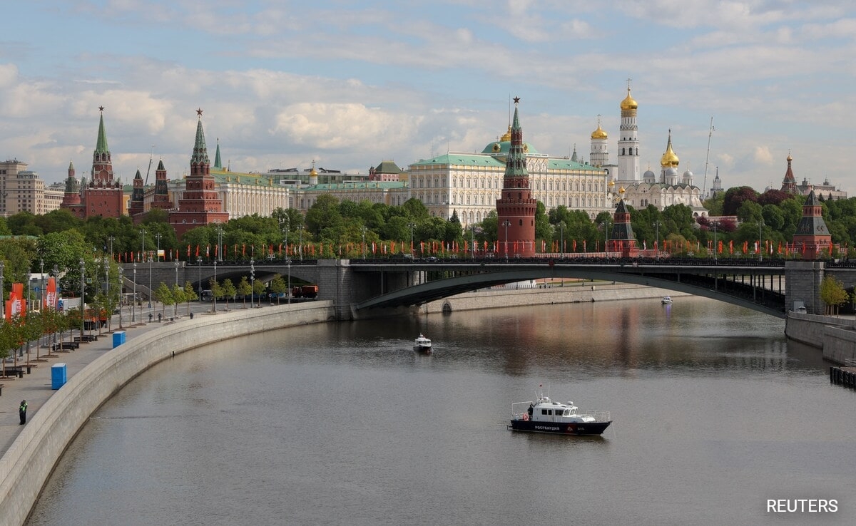 Kremlin Focuses On 2022 Draft Deal For Proposed Russia-Ukraine Peace Talks