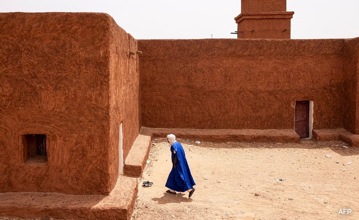 Ancient Town And Its Manuscripts Face Ravages Of The Sahara