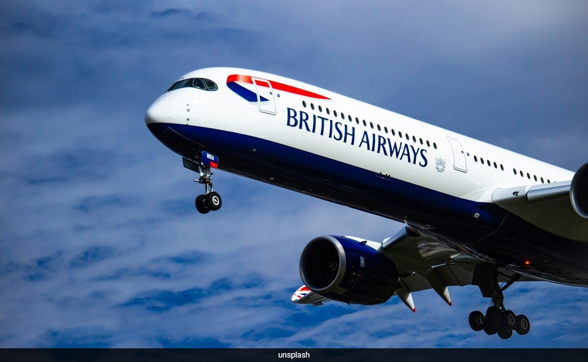 Chaos At 30,000ft: British Airways Steward Caught Dancing Naked In Mid-Air Drug Binge