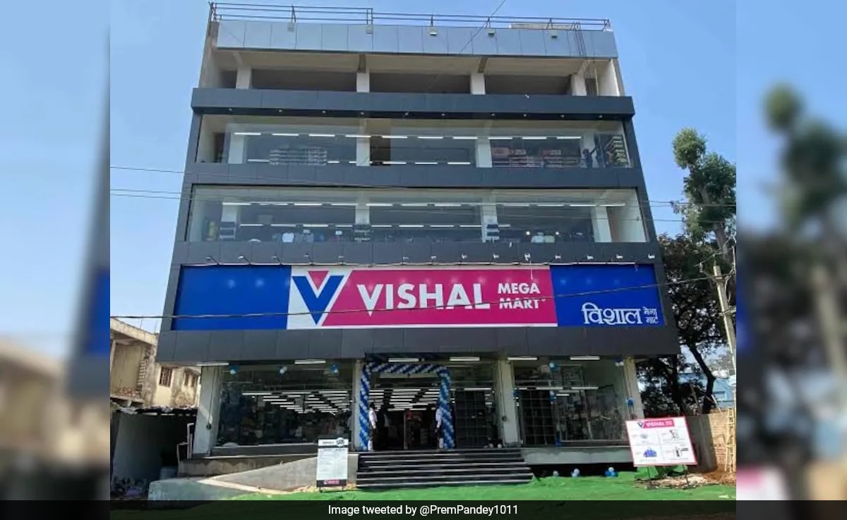 'Vishal Mega Mart Security Guard Job': India's Latest Meme Obsession Explained