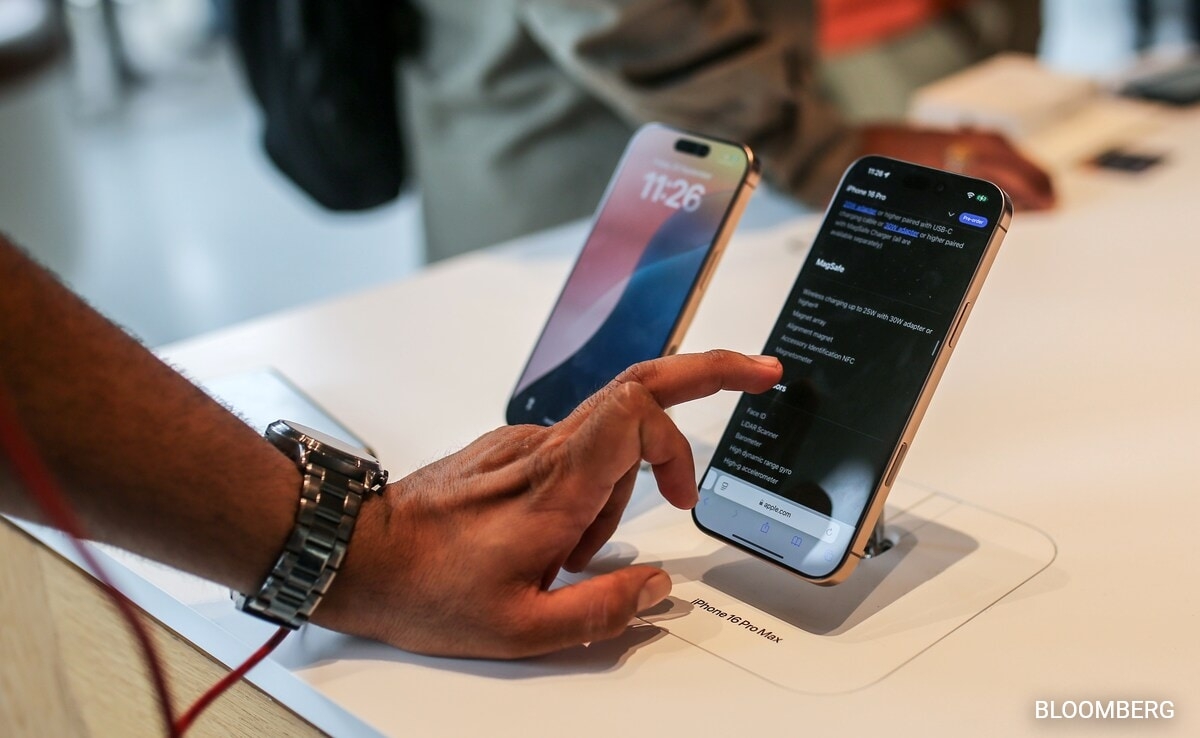 Apple Desperately Needs The AI Help It's Seeking