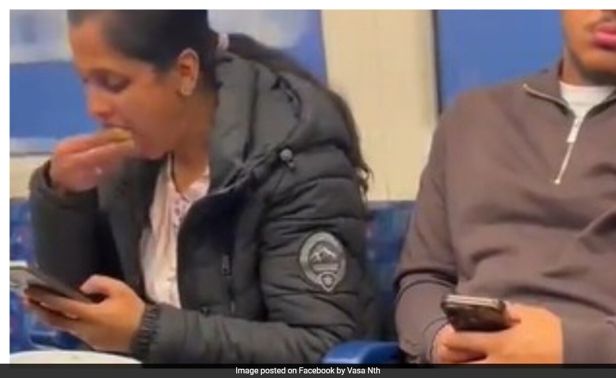Video: Indian Woman Eats Rice With Bare Hands On London Tube, Divides Internet