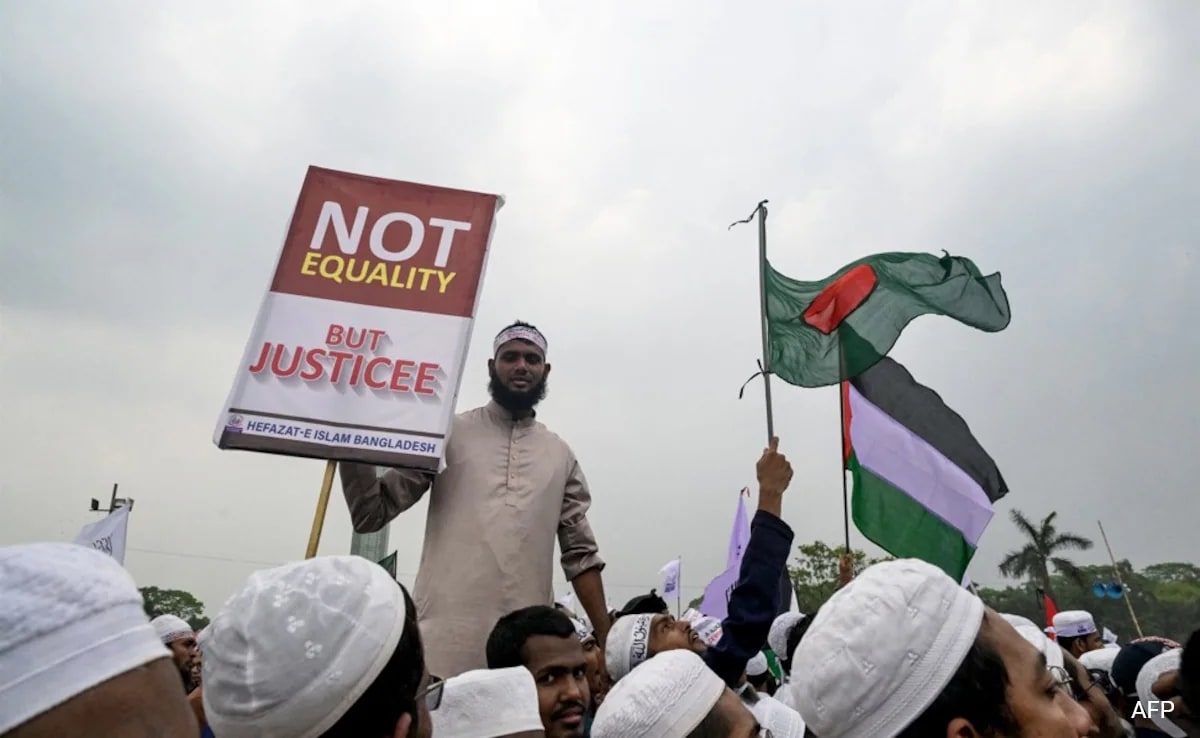 "Suicidal Concept": Bangladeshi Islamists Protest Women's Rights Reforms