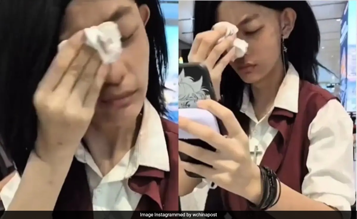 "Wipe Off Your Makeup": Woman Fails Facial Recognition At China Airport