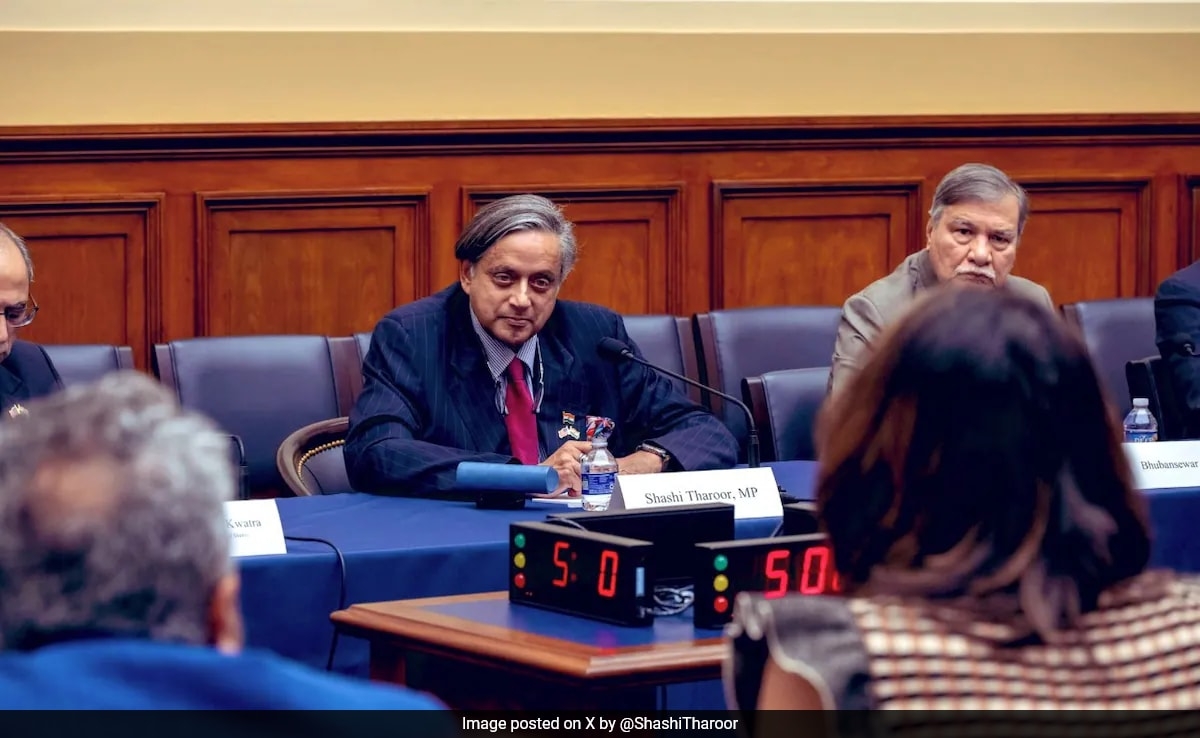"Mediation Between Two Unequals Not Possible": Shashi Tharoor On Trump's Claims