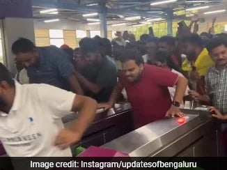 Video Shows People Jumping Over Metro Gates On Day Of Deadly Bengaluru Stampede