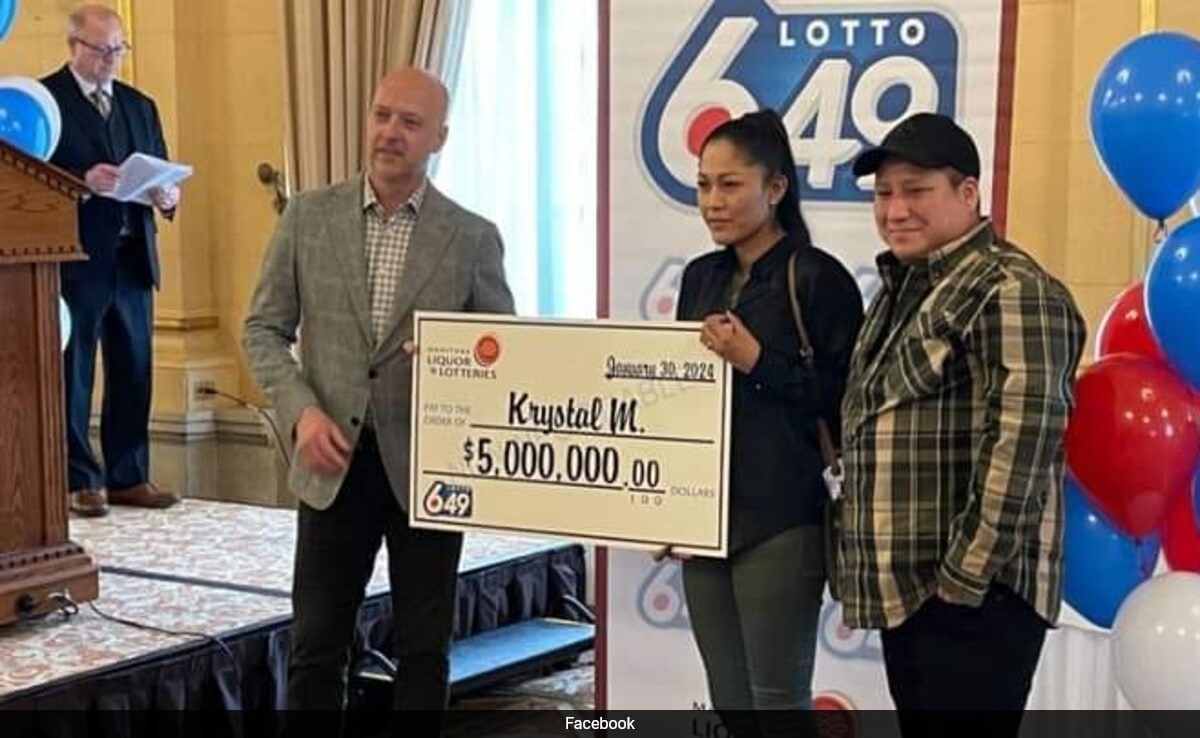 Canada Man Gives Girlfriend Rs 30 Crore Lottery Winnings, She Runs Away With Lover