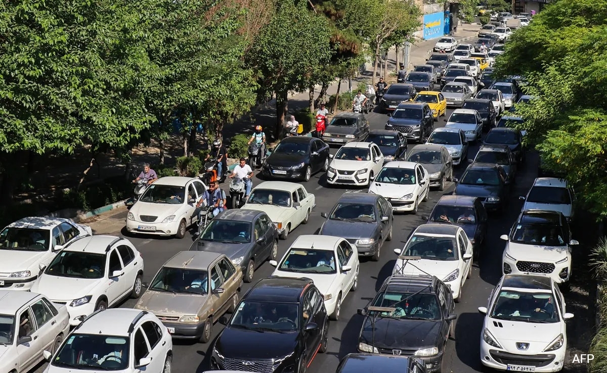 Huge Jams On Tehran Streets As Residents Flee Israeli Attacks: Reports