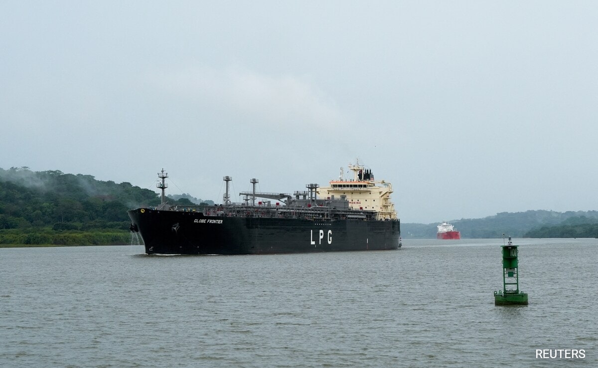 Panama Removes Over 650 Ships From Registry Amid Sanctions, Stricter Rules