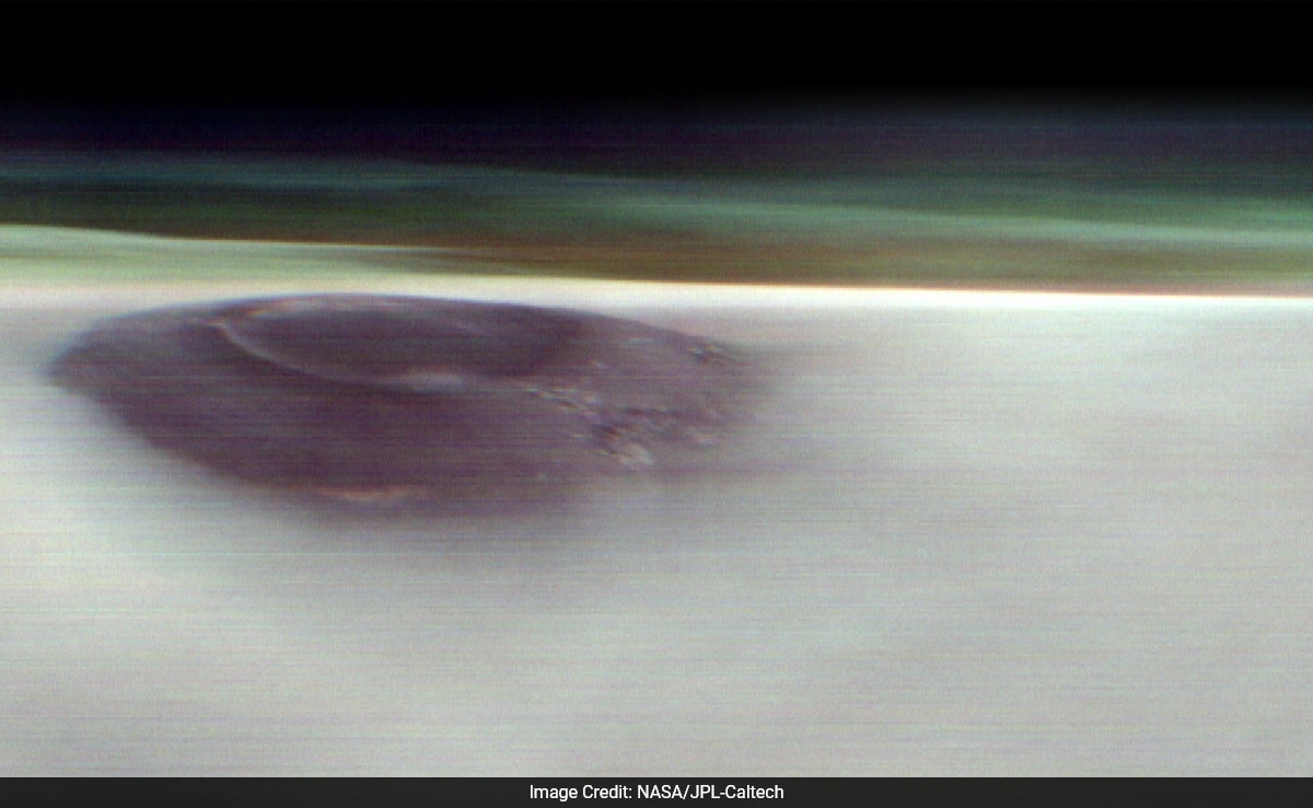 NASA Captures Mars Volcano Twice The Height Of Earth's Tallest Peaks