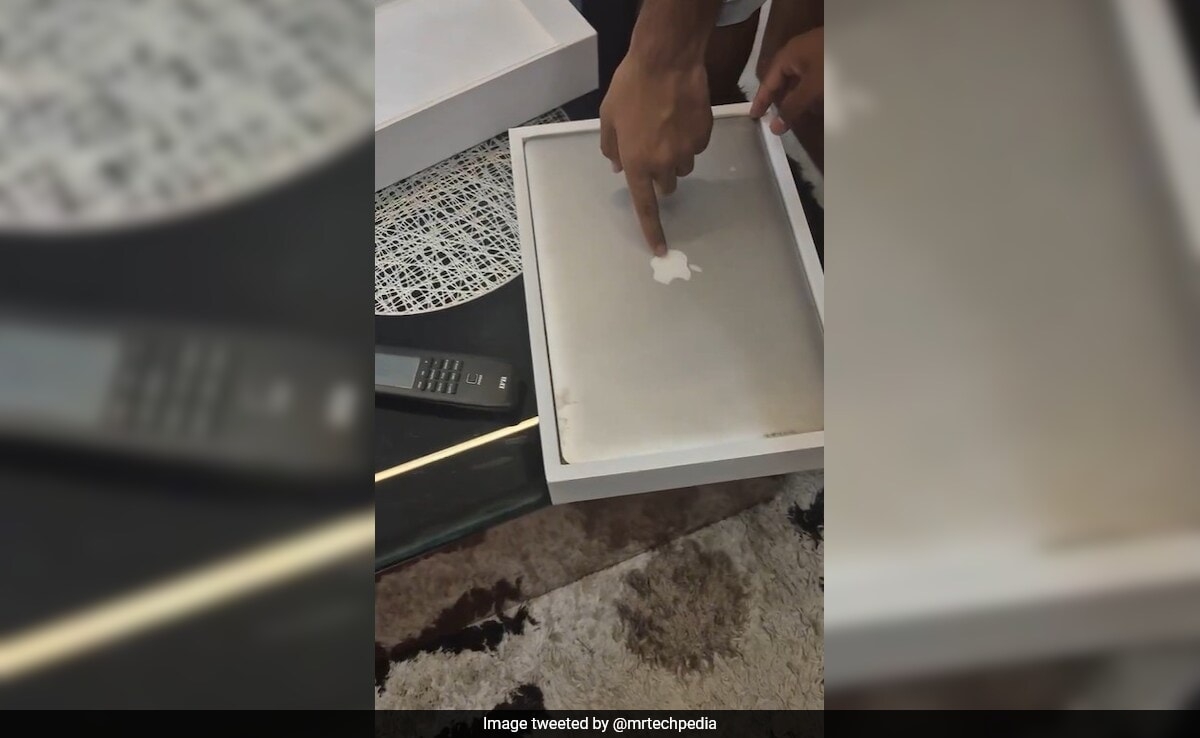 "You Are Enabling Fraud": Tech YouTuber Gets Used MacBook Pro Twice From Flipkart