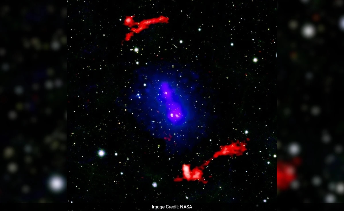 Two Galaxy Clusters That Collided Previously Are All Set To Smash Again