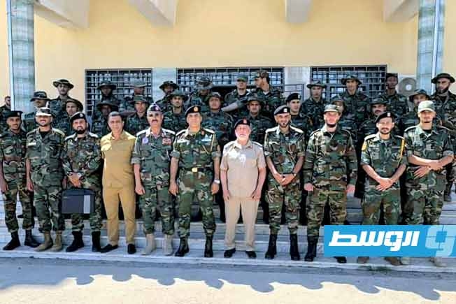 دفعة جديدة من «الصاعقة والمظلات» تغادر مصراتة للتدريب في إيطاليا