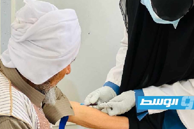 مركز مكافحة الأمراض يدعو الحجاج للحصول على التطعيمات قبل السفر بـ14 يومًا