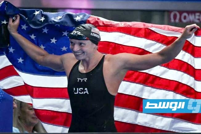سبّاحات الولايات المتحدة يحطمن الرقم القياسي في التتابع 4 مرات 100 متر متنوعة