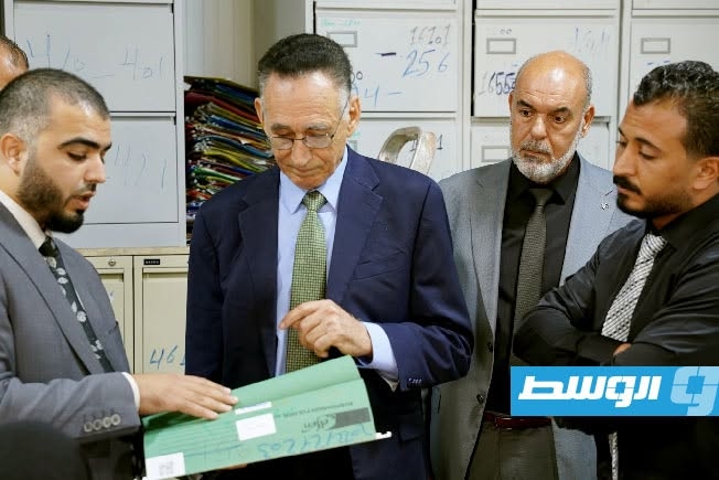 الحويج يؤكد ضرورة ربط السجل التجاري بـ«العمل» و«الحكم المحلي»