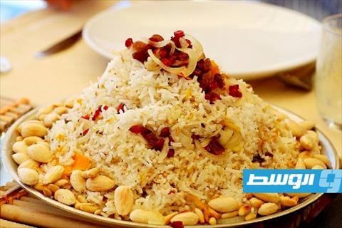 أرز بالمكسرات في خطوات سهلة وسريعة