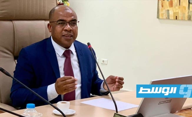 عبدالصادق يؤكد الالتزام بأهداف الطاقة المستدامة ويكشف ملامح خارطة تطوير قطاع الطاقة