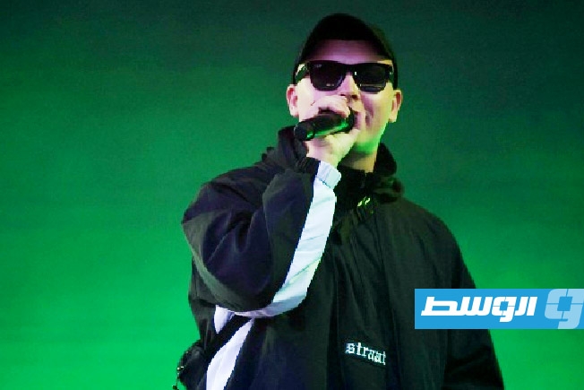 بتهمة تأييد «حزب الله».. مغنّ راب أمام القضاء