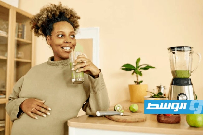 تناول هذه الفاكهة أثناء الحمل يحمي الرضَّع من خطر الإصابة بحساسية الطعام