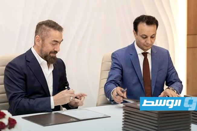 بالقاسم حفتر يوقع عقودا تنموية في 4 مدن ليبية