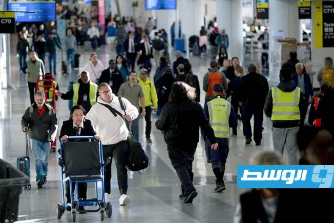 كفالة مالية بـ 15 ألف دولار للحصول على تأشيرة إلى الولايات المتحدة