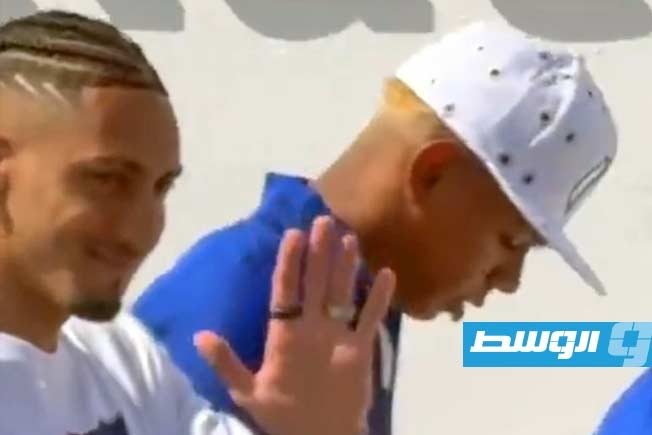 شاهد.. لامين يامال يخوض «الكلاسيكو» بالشعر الأصفر