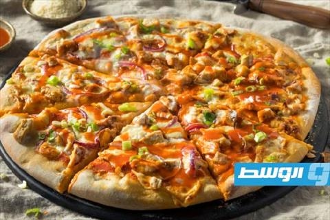 بيتزا دجاج وخضروات