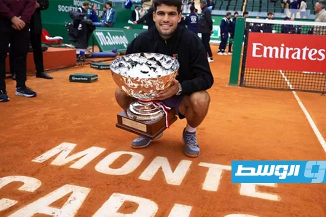 ألكاراس يرد على منتقديه قبل دورة برشلونة