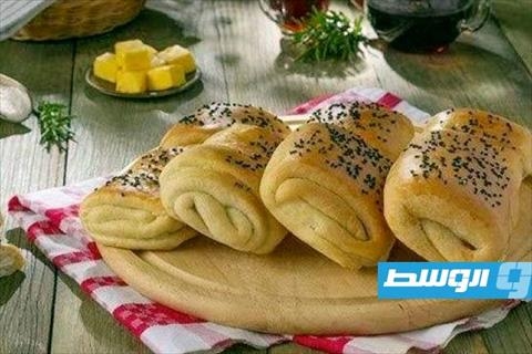 باتيه الجبن والزعتر.. فطائر مخبوزة بنكهة شرقية