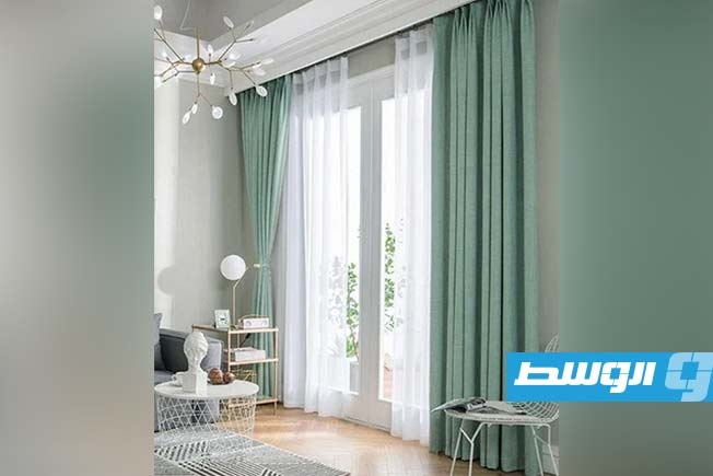 «غيري شكل منزلك» قبل العيد بأحدث أفكار لديكورات الستائر المودرن للصالة 2025