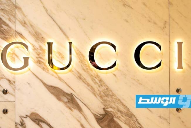 «كيرينغ» تعيّن المصمم الجورجي ديمنا مديرا فنيا لدار «غوتشي»