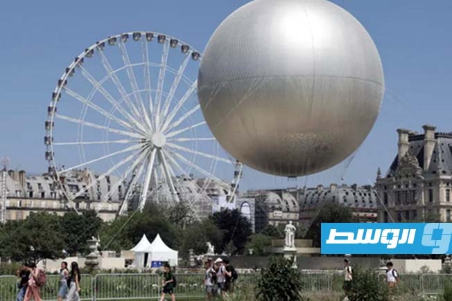 المنطاد الأولمبي يعود للتحليق فوق سماء باريس ويستعد ليصبح تقليدًا صيفيًا