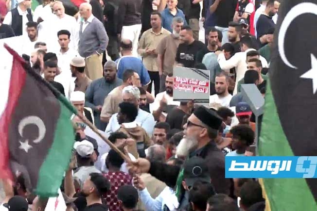 «ليبيا الوطنية» تعود للبث وتنقل تظاهرة مؤيدة لحكومة الدبيبة