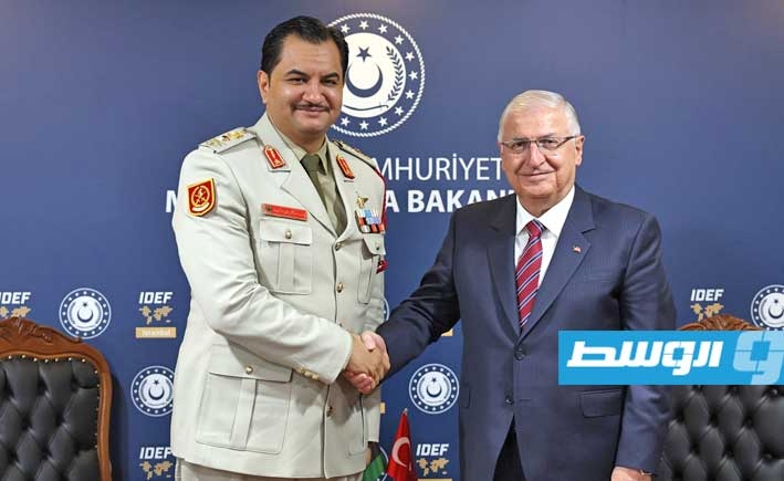 وزير الدفاع التركي يستقبل صدام حفتر في إسطنبول