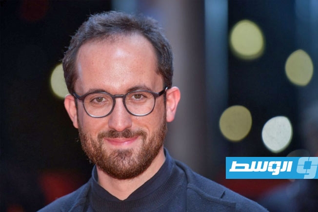 عازف البيانو إيغور ليفيت يتحدي بـ16 ساعة من العزف المتواصل