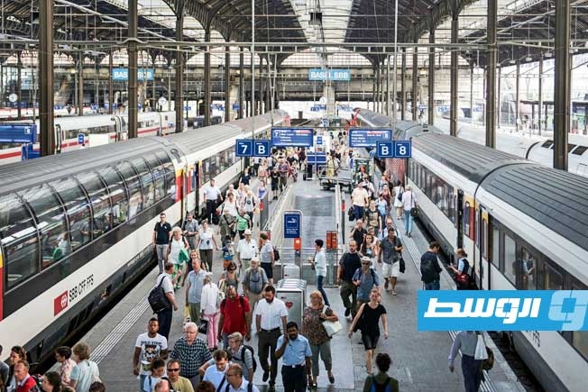 بريطانيا: أول إعادة تأميم لشركة خاصة لتشغيل القطارات بموجب خطة «حكومة العمال»