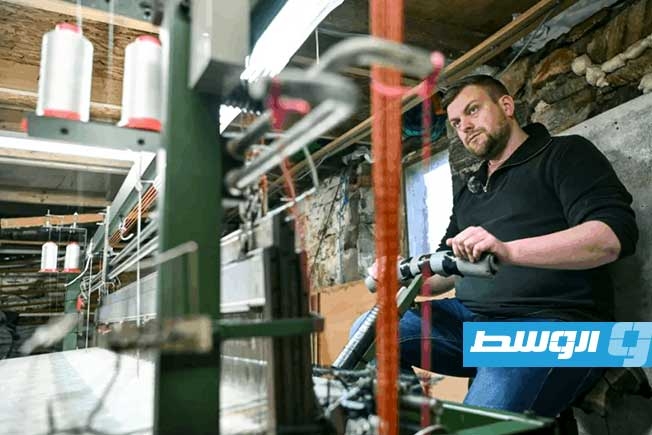 قماش التويد الاسكتلندي.. من الحظائر القديمة إلى منصات الأزياء العالمية