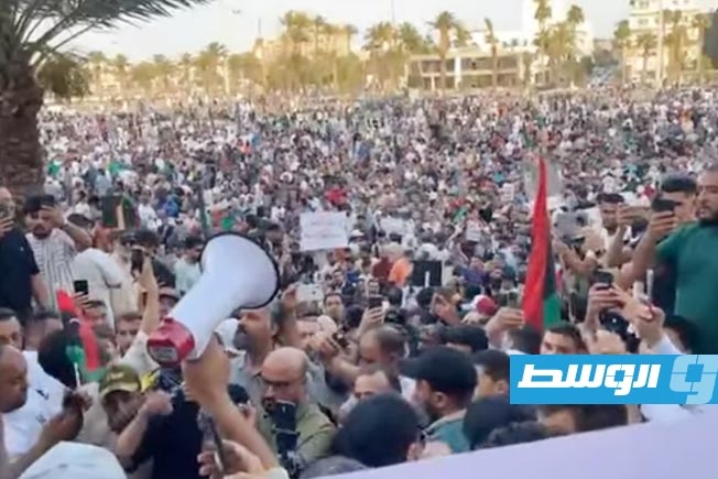مظاهرة طرابلس تهتف ضد الفساد وتطالب بإسقاط الأجسام الحاكمة في ليبيا (صور وفيديو)