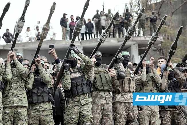 حماس: مستعدون لاطلاق سراح الأسرى مقابل وقف النار والانسحاب الإسرائيلي من غزة