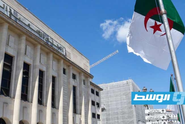 الجزائر تنتقد تدابير تقييدية على التنقل ودخول فرنسا