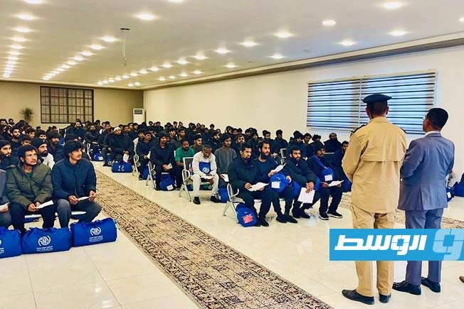 ترحيل 158 مهاجرا من ليبيا إلى بنغلاديش بمساعدة «الدولية للهجرة»