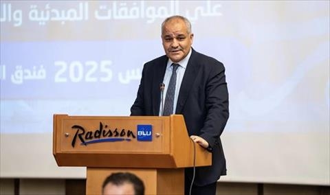 4 ملاحظات عليها.. ناجي عيسى يطالب عقيلة بتأجيل اعتماد الميزانية