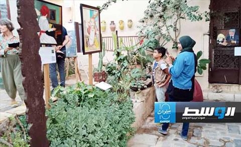 بين فضاءين «أحادي وسرداب».. معارض تحتضن الضوء واللون