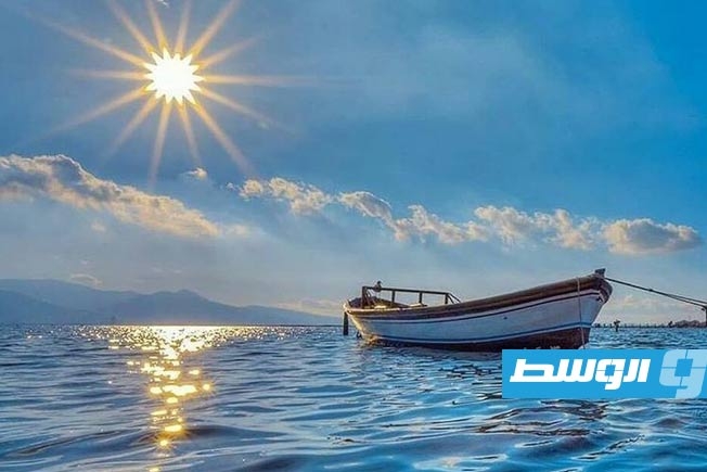 «الأرصاد» يحذر من رياح نشطة على الساحل من مصراتة إلى الخليج