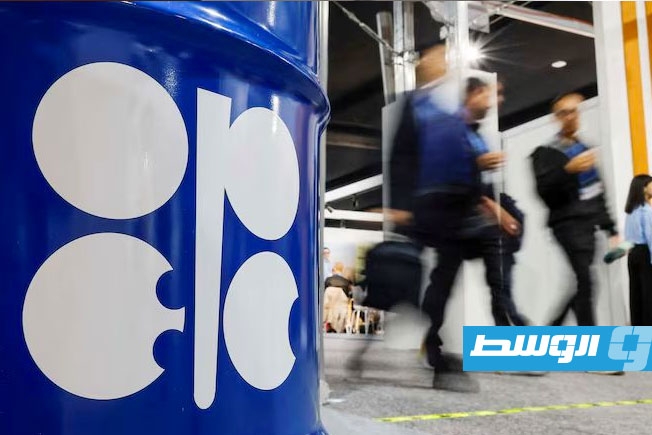 أسعار النفط تتراجع مدفوعة بمخاوف من ارتفاع إنتاج «أوبك بلس»