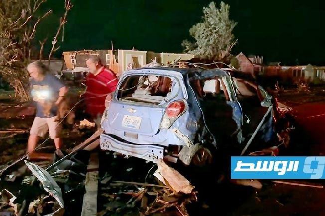 أكثر من 25 قتيلا في عواصف عنيفة بوسط الولايات المتحدة