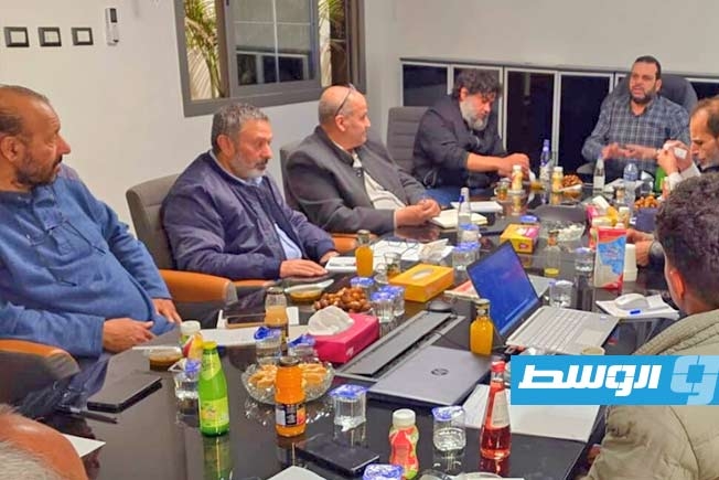 مناقشة العراقيل أمام تنفيذ «طريق 2000» بسوق الجمعة