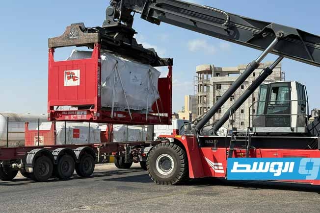 دفعة جديدة من المحولات الكهربائية تصل ميناء طرابلس