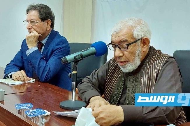 بالصور.. «أشواق طرابلسية» تحت مجهر «اللغة العربية»